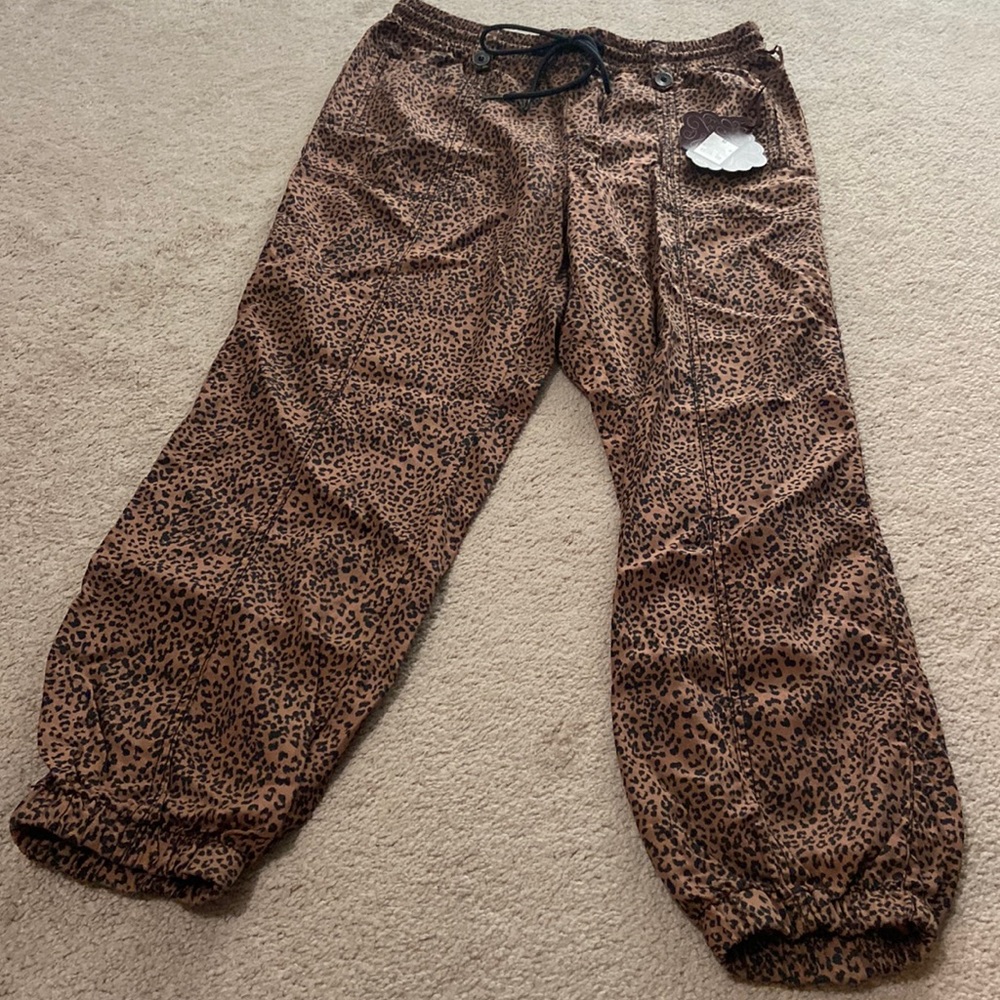 Knox Rose Leopard Print Joggers - Brown